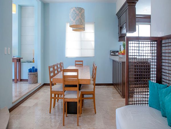 Cancun Home 990354