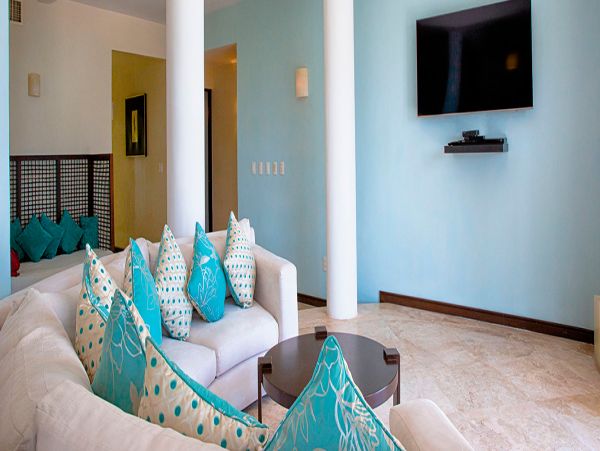 Cancun Home 990354