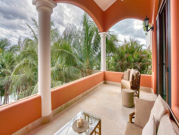 Cancun Home 990355