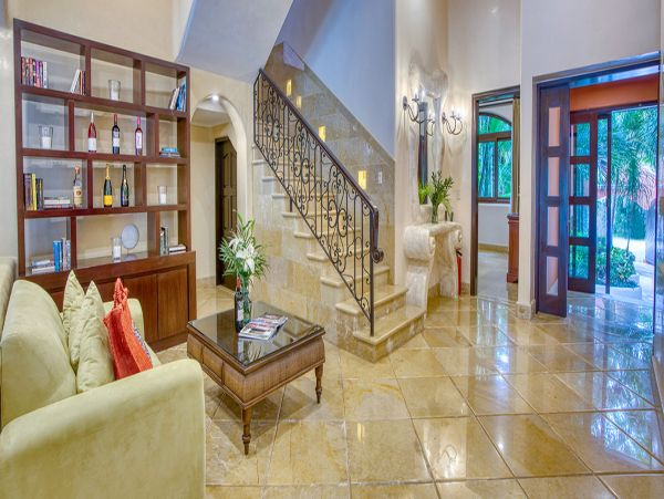 Cancun Home 990355