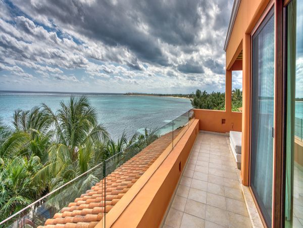Cancun Home 990355