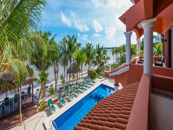 Cancun Home 990357
