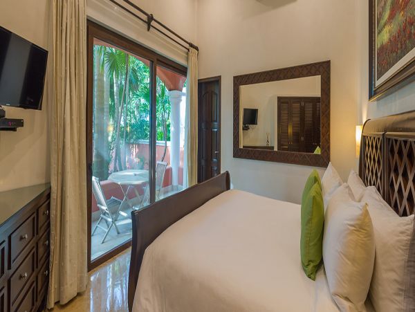 Cancun Home 990357