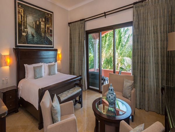 Cancun Home 990357