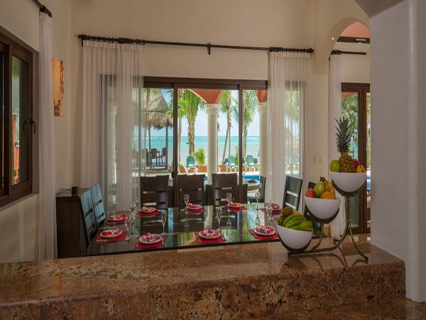 Cancun Home 990357