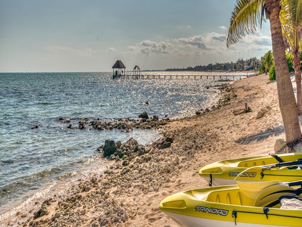 Cancun Home 990358