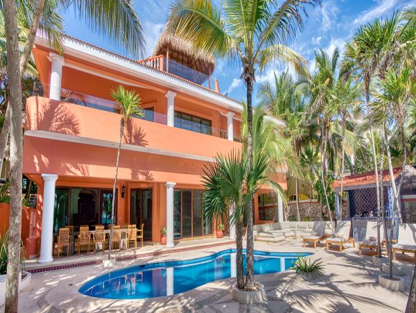 Cancun Home 990359