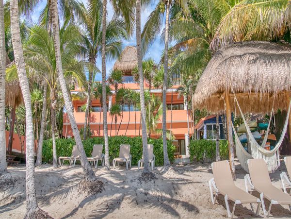 Cancun Home 990359
