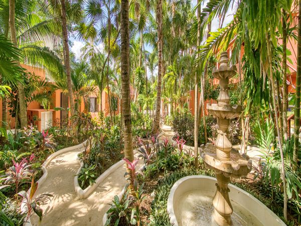 Cancun Home 990359