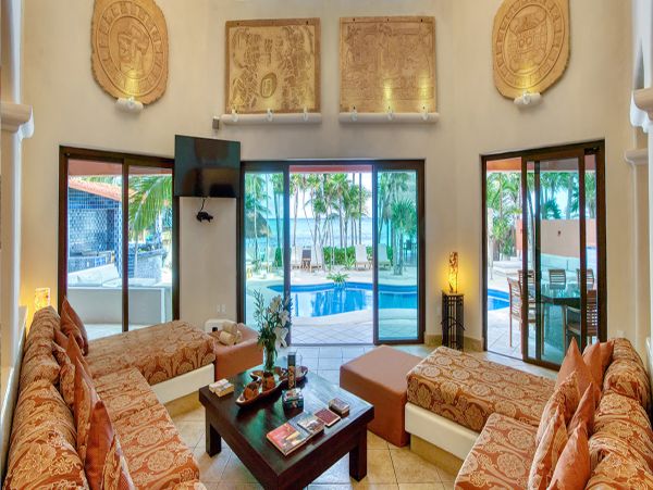 Cancun Home 990359
