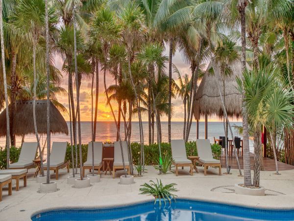 Cancun Home 990359