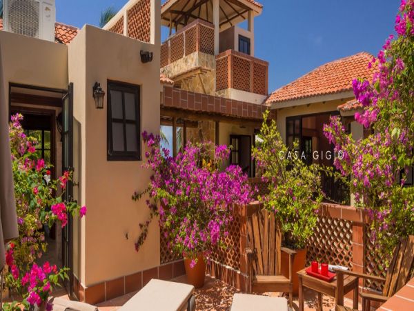 Cancun Home 990363