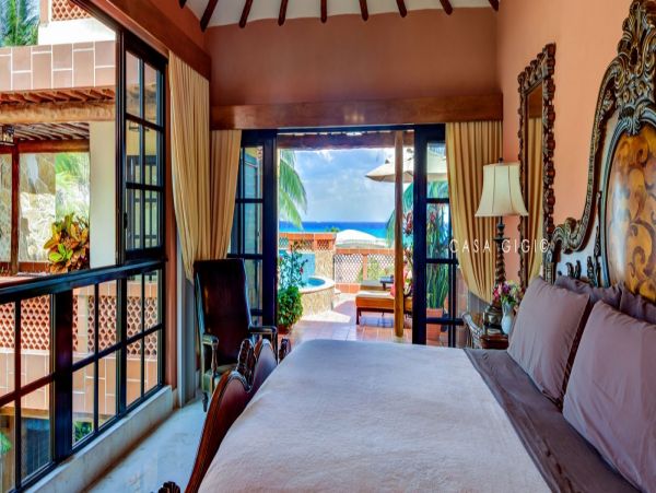 Cancun Home 990363