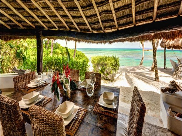 Cancun Home 990364