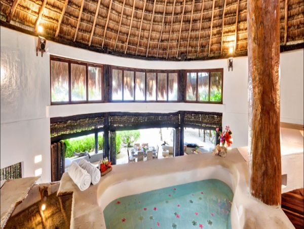 Cancun Home 990364