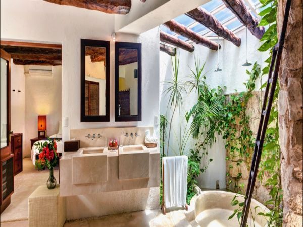 Cancun Home 990364