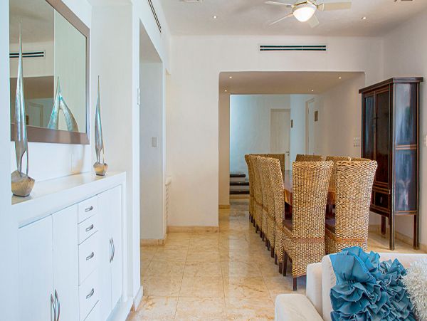 Cancun Home 990365