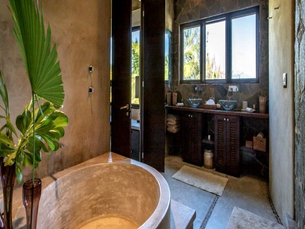 TULUM MEXICO BEACHFRONT VILLA