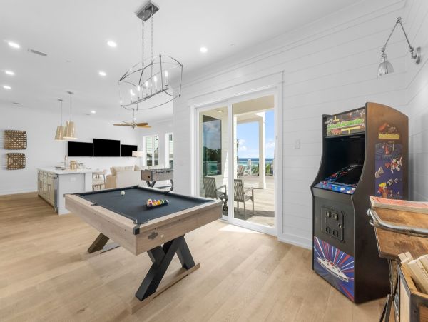 Panama City Beach Gulf Front 9 Bedroom Mansion Private Pool & Spa