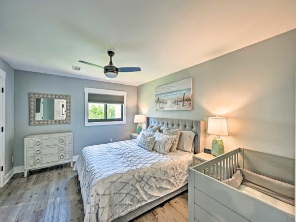 Short Walk to Beach Naples Vacation Home Private Pool