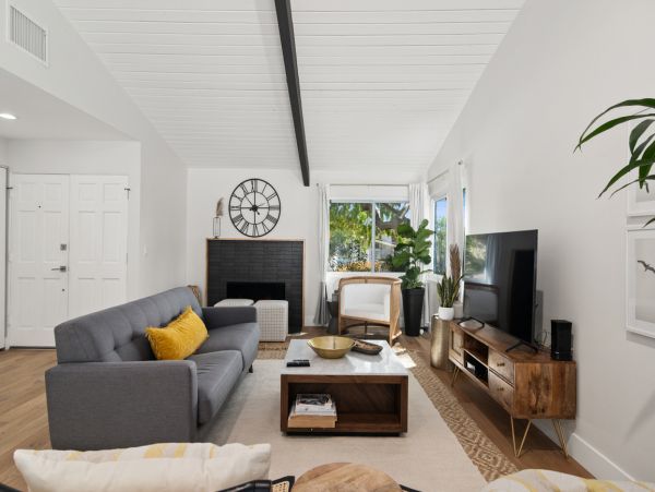 Exceptional Vacation Home in San Diego with Pool 8 Guests