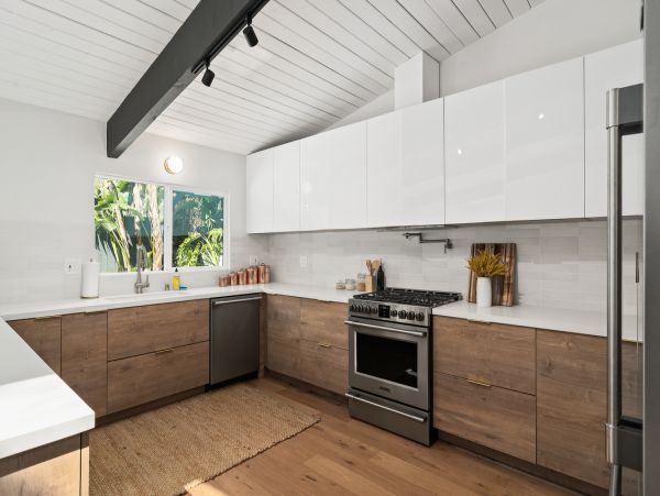 Exceptional Vacation Home in San Diego with Pool 8 Guests