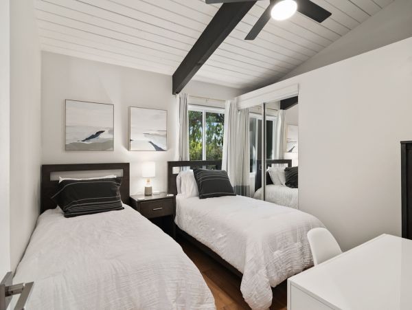 Exceptional Vacation Home in San Diego with Pool 8 Guests