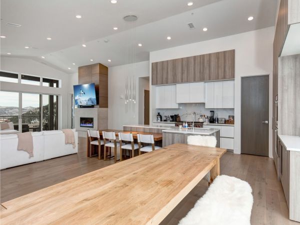 Ski in Ski Out Five Bedroom Penthouse in Park City