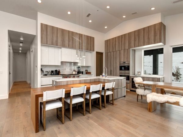 Ski in Ski Out Five Bedroom Penthouse in Park City