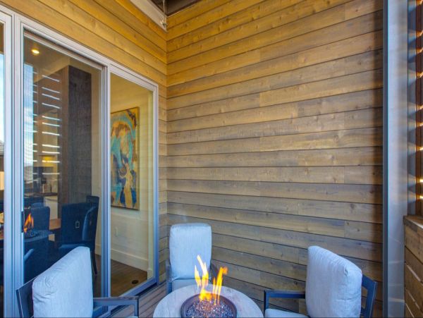 Spectacular Ski in/Ski Out Home Vacation Rental 11 Guests