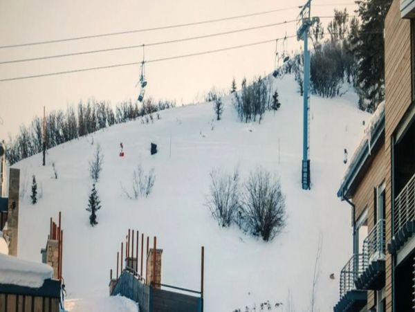 Spectacular Ski in/Ski Out Home Vacation Rental 11 Guests