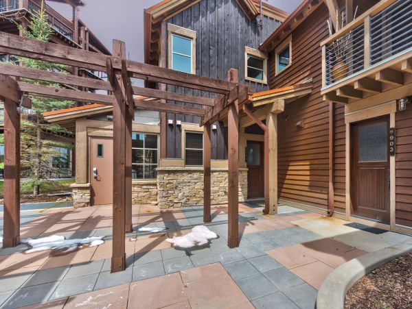 Mountain View Park City Vacation Condo Ski In/Ski Out