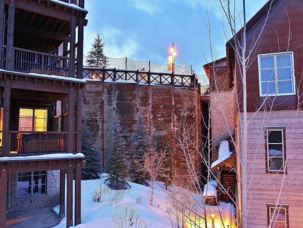Mountain View Park City Vacation Condo Ski In/Ski Out