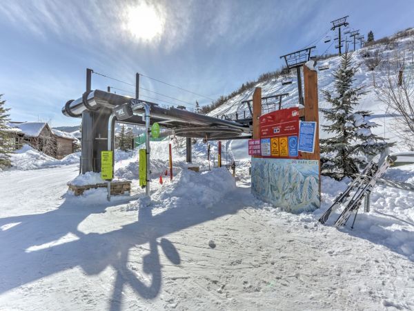 Mountain View Park City Vacation Condo Ski In/Ski Out