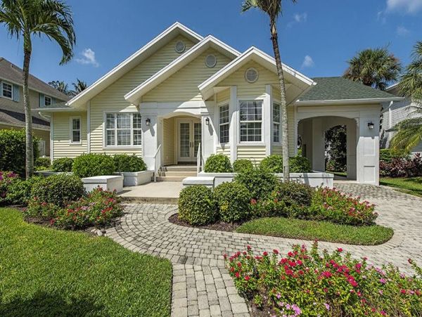 Short Walk to Beach Naples Vacation Home Private Pool