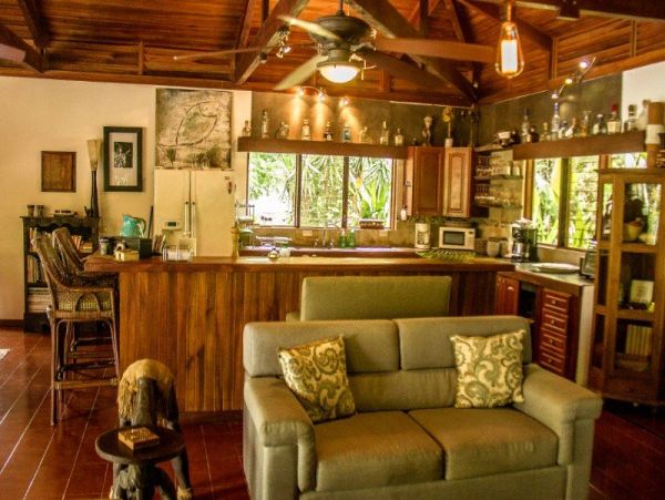 Costa Rica 5 Bedroom Vacation Home with Pool
