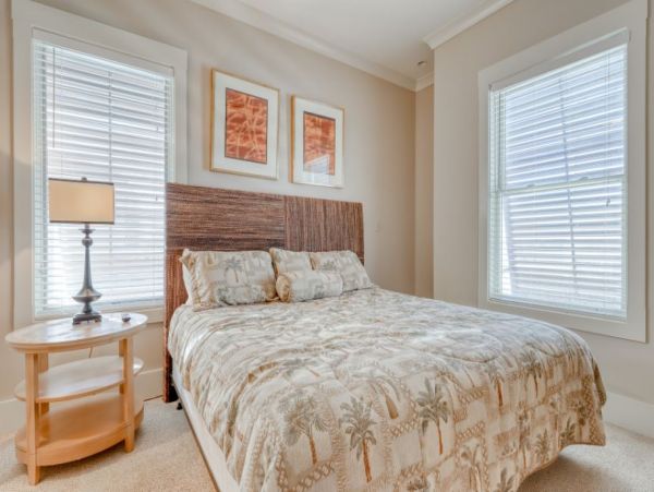 On Beach Gulf Shores Vacation Home