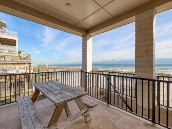 On Beach Gulf Shores Vacation Home