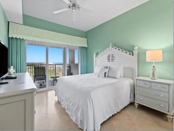 Short Walk to Beach Miramar Vacation Condo with pool.