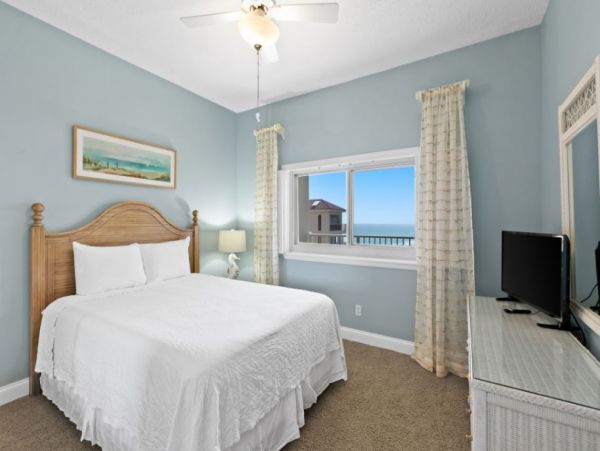 Short Walk to Beach Miramar Vacation Condo with pool.