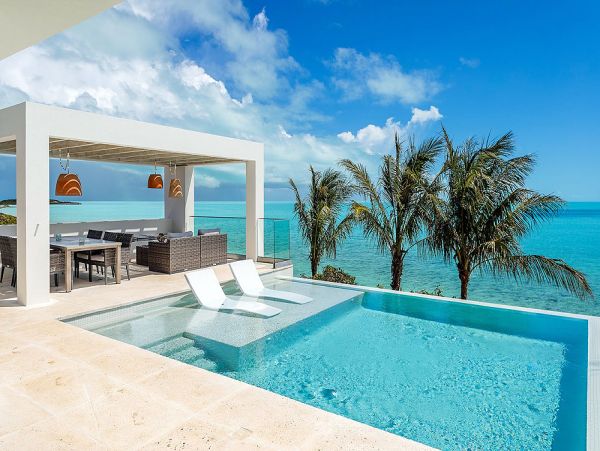 Turks and Caicos Five Bedroom Beachfront Vacation Home