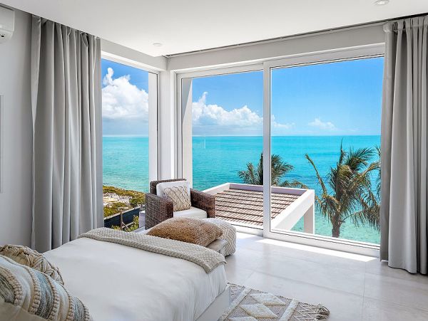 Turks and Caicos Five Bedroom Beachfront Vacation Home