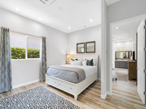 La Quinta Home 990594