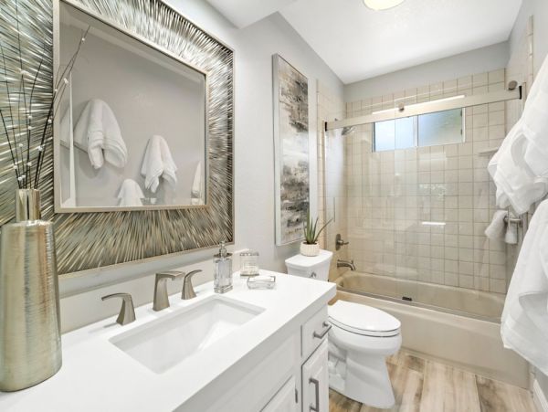 La Quinta Home 990594