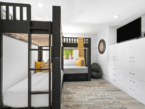 La Quinta Home 990594
