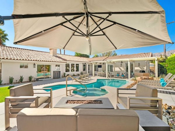 La Quinta Home 990594