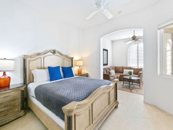 Luxury 4 Bedroom Home Private Pool & Spa