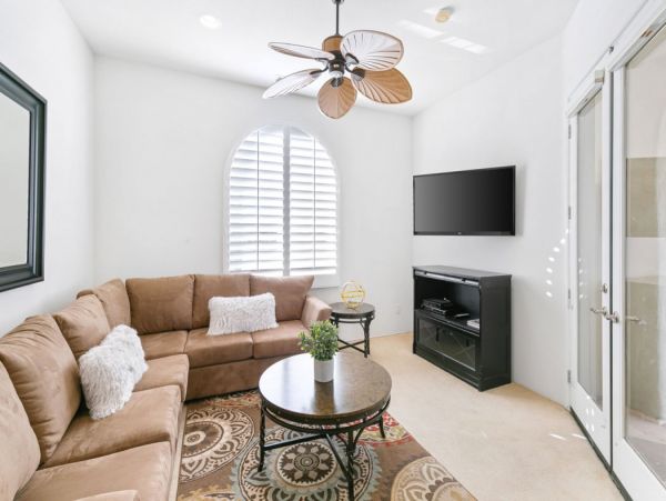 Luxury 4 Bedroom Home Private Pool & Spa