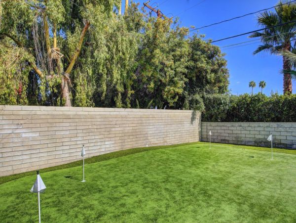 Palm Desert Home 990606