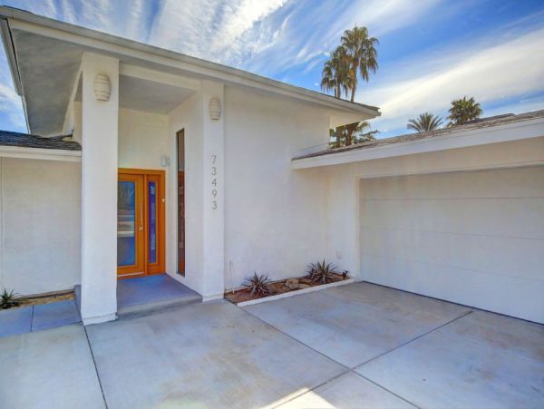 Palm Desert Home 990606